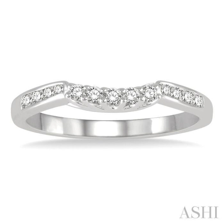 1/5 ctw Straight Row Round Cut Diamond Wedding Band in 14K White Gold