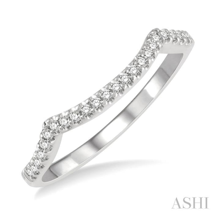 1/8 ctw Curved Round Cut Diamond Wedding Band in 14K White Gold