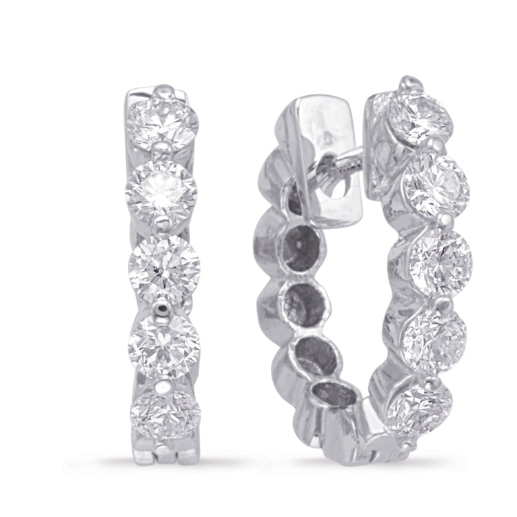 14 KT Rounds Shape White Gold Diamond Oval Hoop Earring