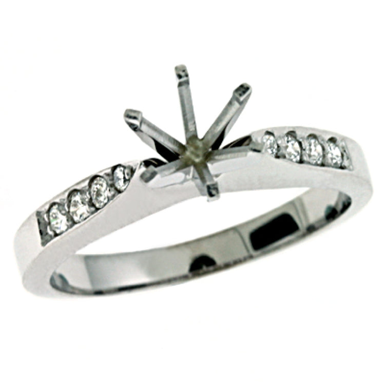 14 KT Rounds Shape White Gold Engagement Ring