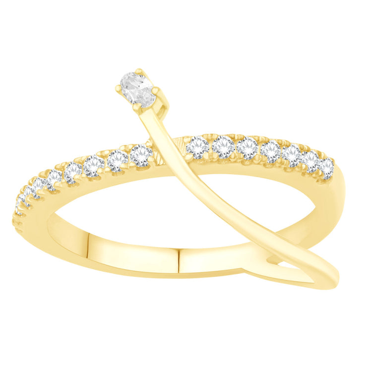 14 KT Oval Shape Yellow Gold Diamond Ring