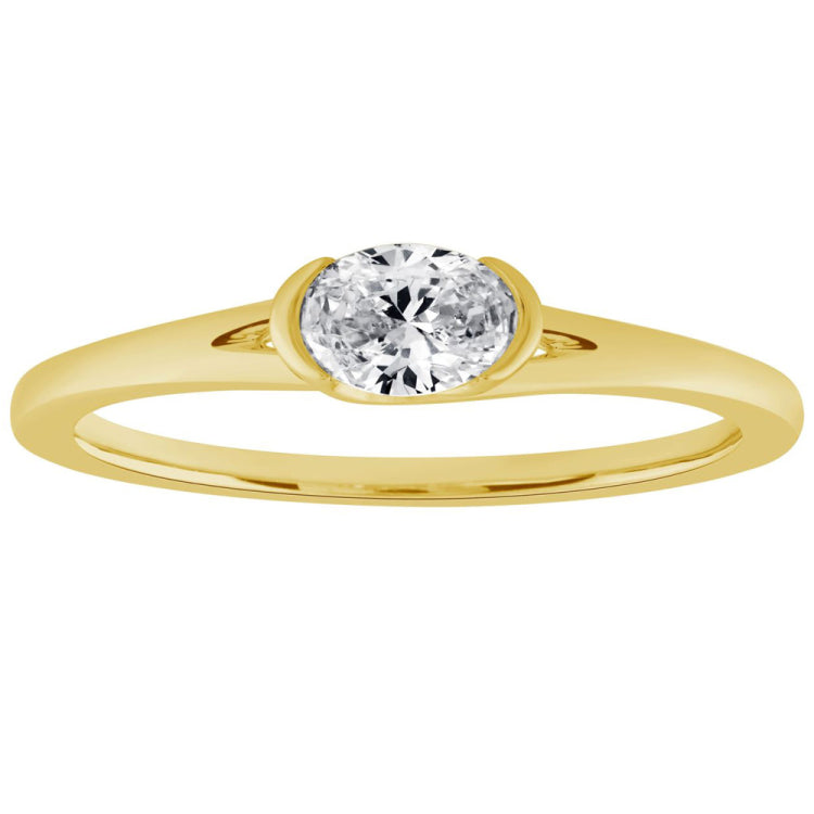 14 KT Oval Shape Yellow Gold Diamond Ring