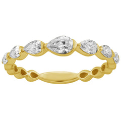 14 KT Pear Shape Shape Yellow Gold Diamond Ring