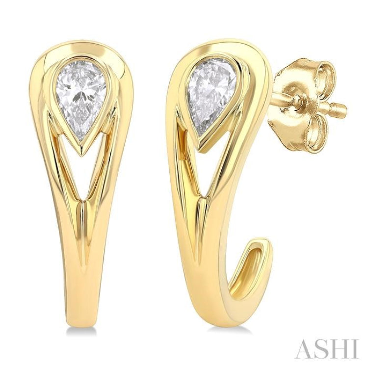 1/3 Ctw Pear Cut Diamond Half Hoop Fashion Earrings in 14K Yellow Gold